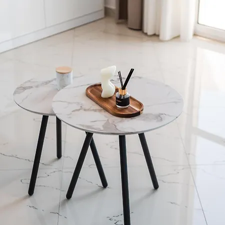 Bright Modern With Balcony Views By Pikhost Lejlighed